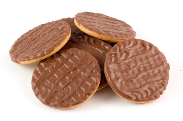 Expert names three biscuits you should keep in the fridge - as well as crisps