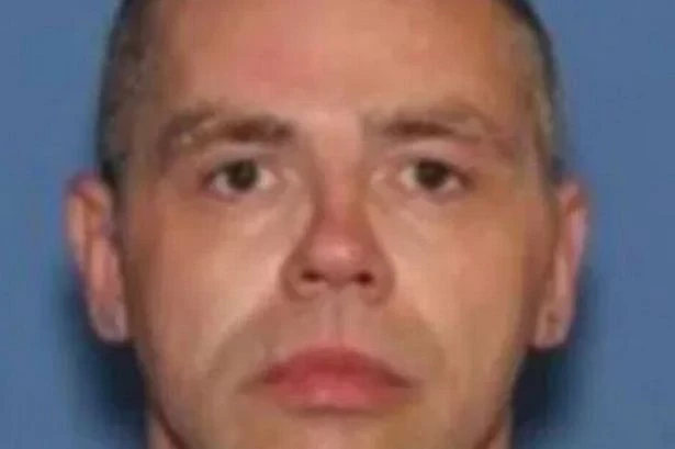 Manhunt launched for man named 'Loony Toon' after high-speed police chase