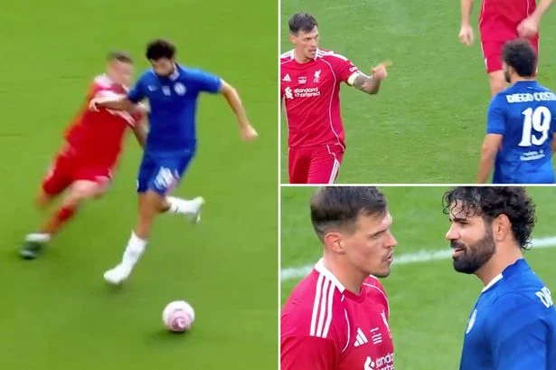 Chelsea hothead sparks fight with Liverpool icon during fiery legends match