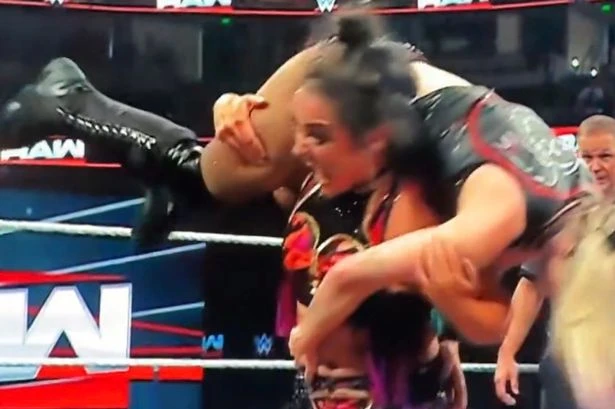 Major wardrobe malfunction forces WWE star to change clothes mid-match