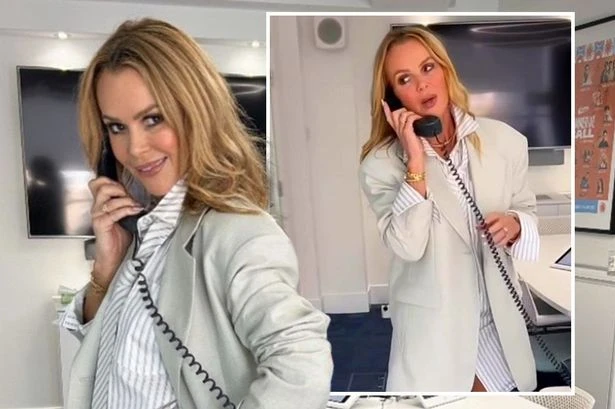 Amanda Holden flashes legs with no trousers on as she declares it's 'so hot'