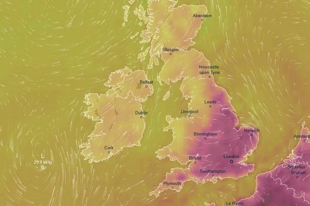 UK weather maps show red wall as second heatwave to sizzle in days with 35C scorcher