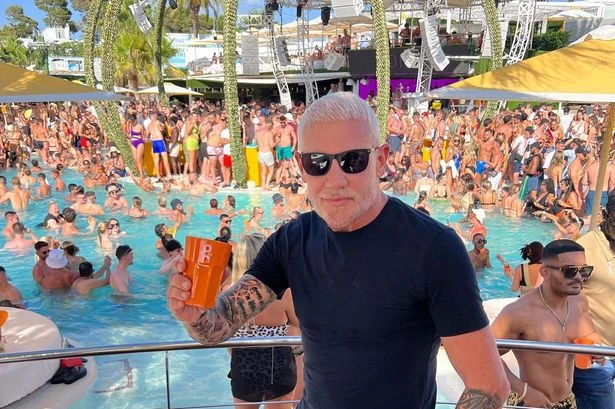 Wayne Lineker sets sights on I'm A Celeb stint as he shows off wild party trick