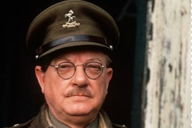 Brit bosses should 'encourage workers' to join Army Reserves as WW3 fears grow