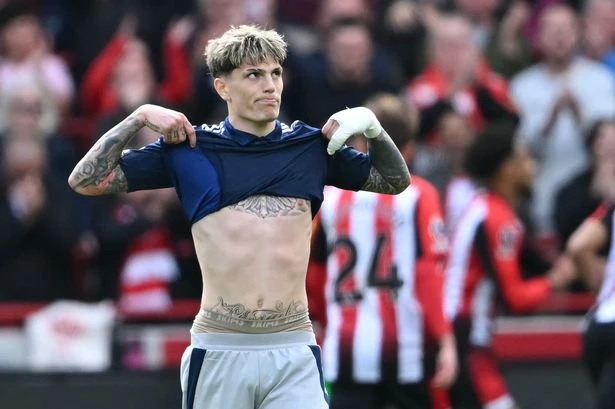 Man Utd tell Chelsea to 'stump up £65m' for Alejandro Garnacho in the summer