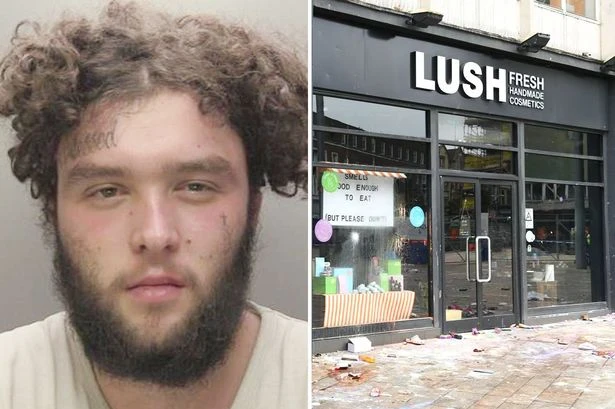Lush bath bomb bandit who looted shop in 'war zone' Hull riots jailed