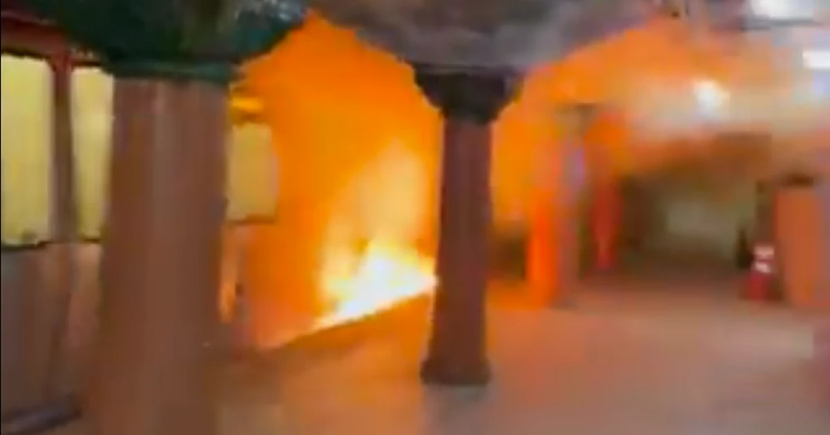 LivePATH train fire LIVE: Passengers flee as Jersey City train bursts into flames