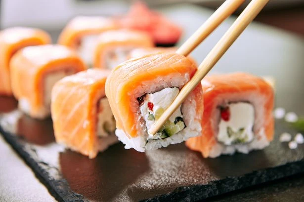Brits share foods you should always avoid on a first date – from sushi to wings
