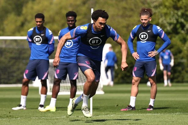Trent Alexander-Arnold 'in England's Euro 2020 squad' after Gareth Southgate U-turn