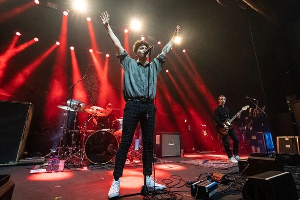 Band 'insulted' as AI group steals their style and overtakes them on Spotify