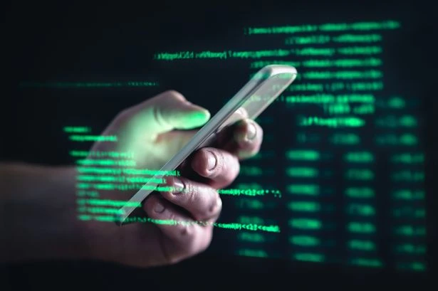 'Malicious' AI-voice chatbots targeting ex senior US government officials, say FBI