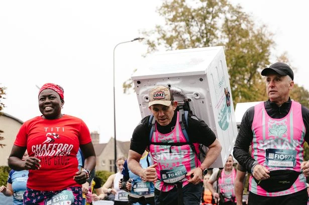 Oxford Half Marathon pictures and results as thousands pound streets of historic city