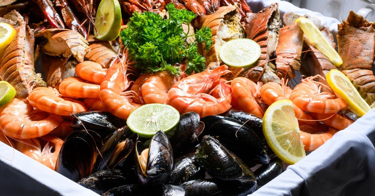 Restaurant finds unusual way to serve seafood boil – but customers are horrifiedFood