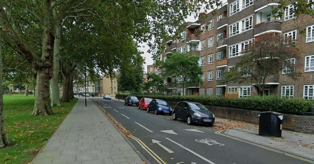 Hackney shooting: Two men left with gunshot wounds and one stabbed as attackers on the run