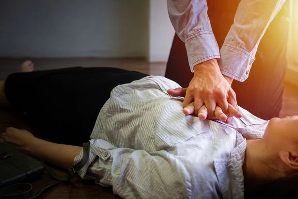 Woman who 'died' learned important lesson as she 'crossed over'