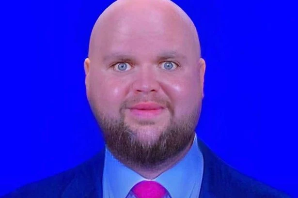 Man 'refused entry into US' as border control catch him with bald JD Vance meme