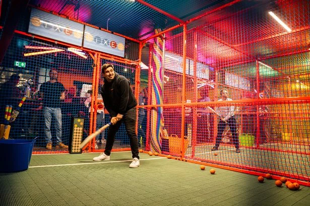 Cricket fans can now play the fielder in new hi-tech catching sessions at Sixes