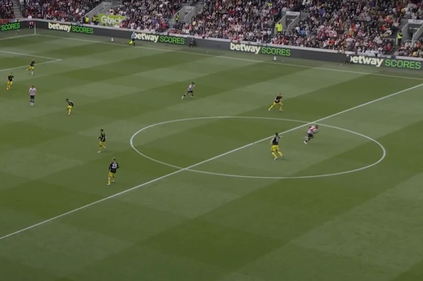Harry Maguire's poor defending costs Man Utd against Brentford as he 'get's it all wrong'