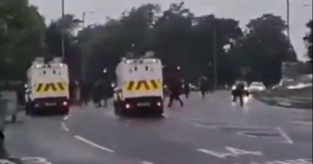LiveNorthern Ireland riots LIVE: Fires burn in Portadown as rocks thrown at police