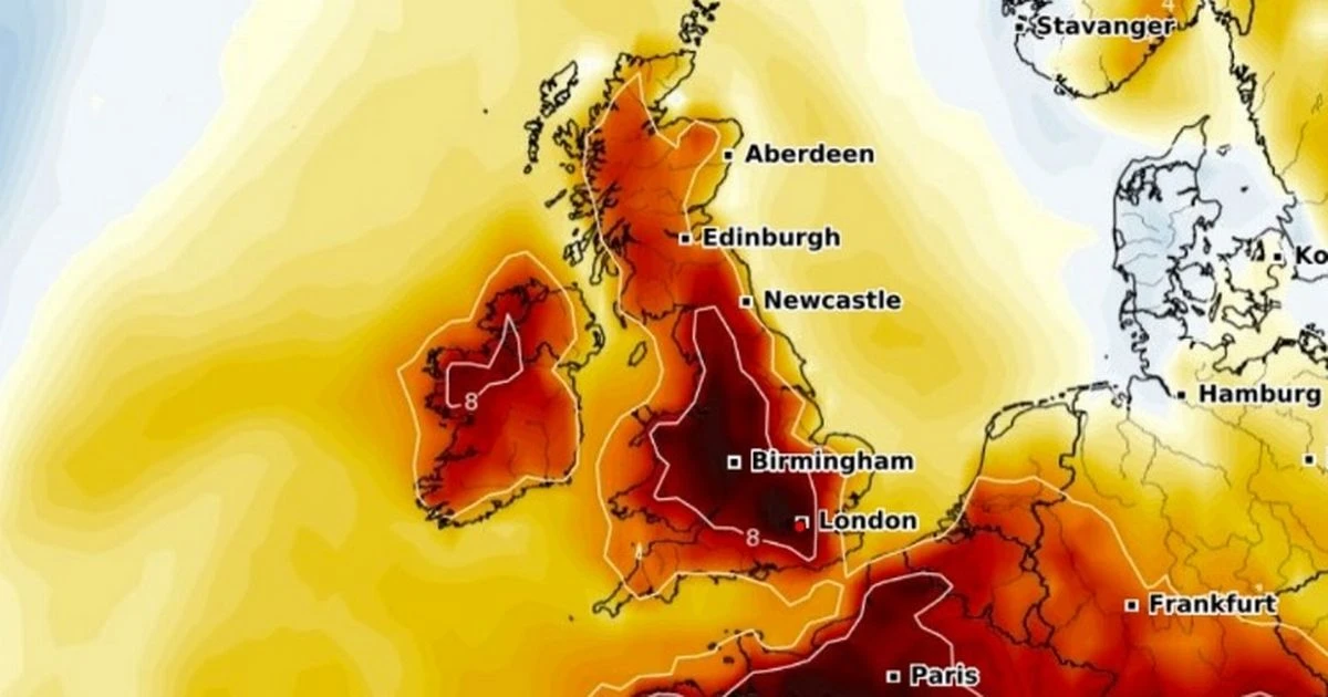 LiveUK weather LIVE: Heatwave maps show exact areas set to peak over 30C today