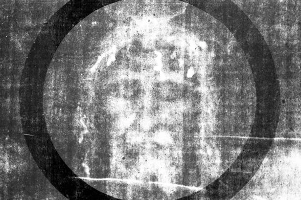'Blood ritual' evidence found on Jesus' Shroud of Turin proves verse in 'Lost gospel' to be true