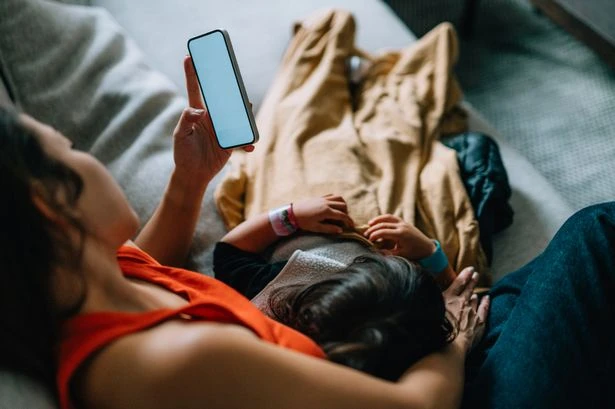 Research shows negative portrayal of stepmothers in media affects dating fears among single mothers