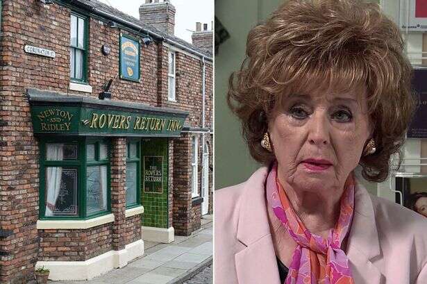 Coronation Street fans in stitches as 'scammer' posing as ITV soap icon tries to steal £150