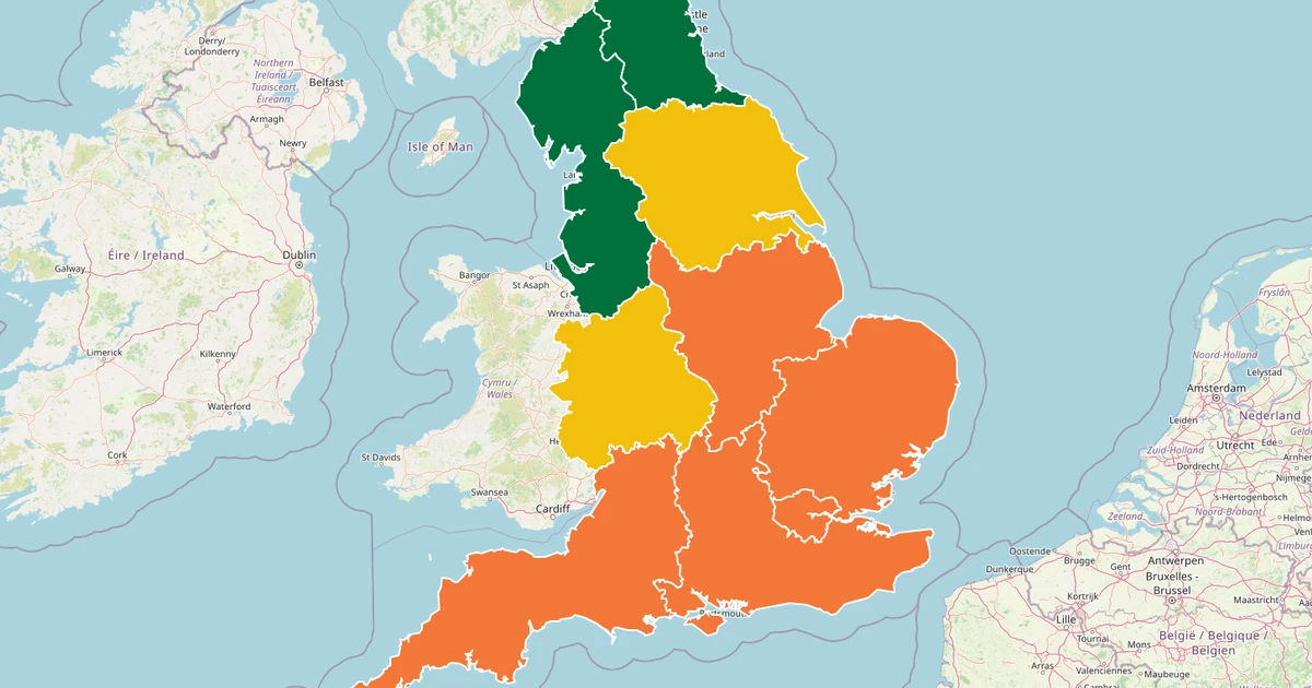 Amber heat health alert across UK as high temperatures risk 'danger to life'