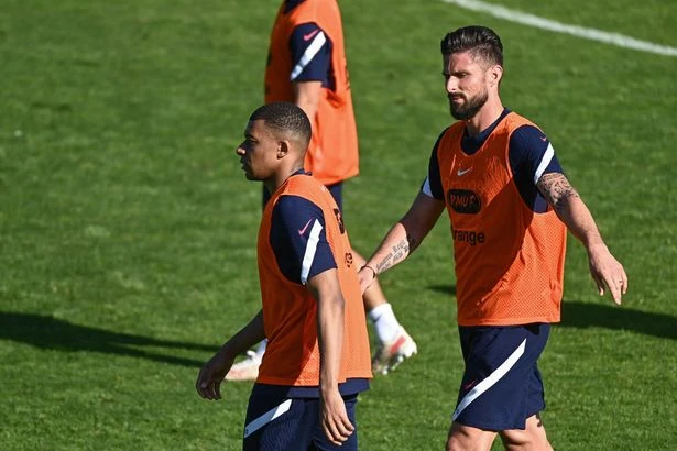 Kylian Mbappe calls out France team-mate Olivier Giroud over “public” criticism