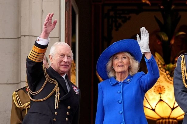 King Charles' 'timely message' to Prince Harry after balcony 'power move'