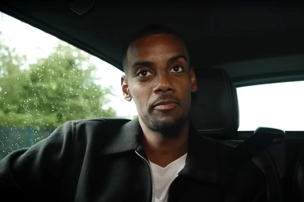 Alexander Isak receives two-word greeting from Liverpool team-mate that says it all
