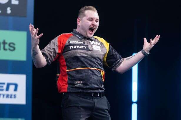 Dimitri van den Bergh’s jaw-dropping confession over nine-darter that’s hard to believe