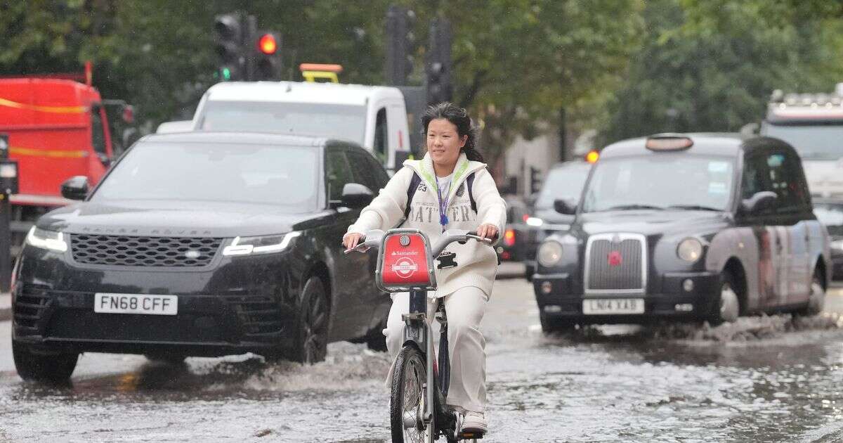 Yellow weather warnings issued for two major areas as heavy rain and cold to blast UK