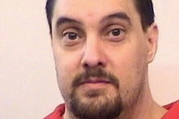 Death Row killer tucks into final meal after killing girl, 15, inside her home