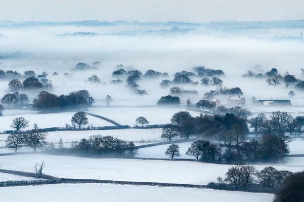 UK heatwave to grind to halt next week with '72 hours of snow' battering Britain