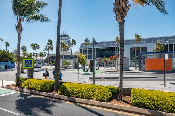 Brits face 'chaos' and 2-hour queues at Canary Islands airports during half term holidays