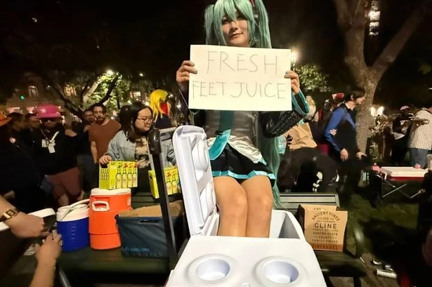 Cosplay Models Shock Internet by Selling “Feet Juice” at California Anime Festival