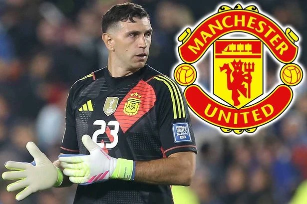 Man Utd transfer news: Emi Martinez 'desperate' for move as club torn over Andre Onana