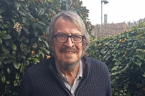Cult sitcom actor who starred in iconic show dies after heartbreaking health battle