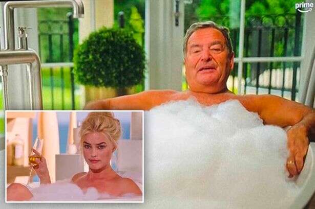 Jeff Stelling channels nude Margot Robbie as Sky Sports icon explains Champions League rules