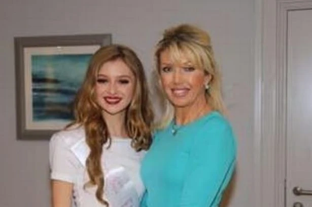 Daughter of anti-vaxxer died of cancer at just 23 after 'falling for mum's conspiracies'