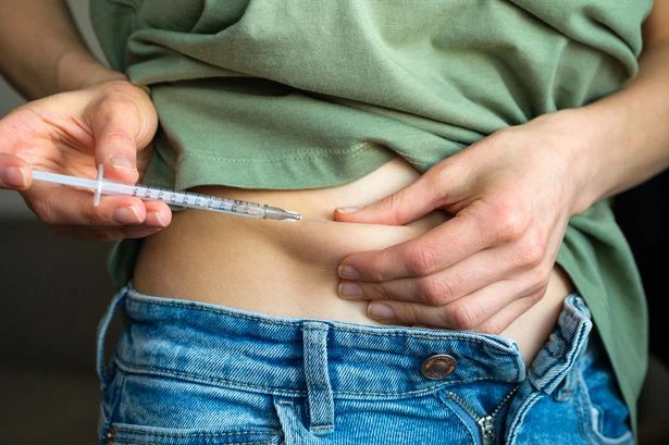 Brits call for special 'fat jab menus' at restaurants as diners look for 'shift'