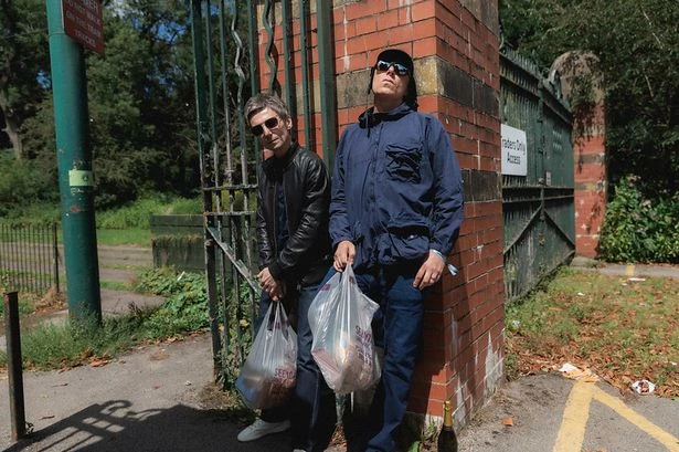 Noel and Liam ‘spotted delivering groceries’ as Oasis fever grabs Britain