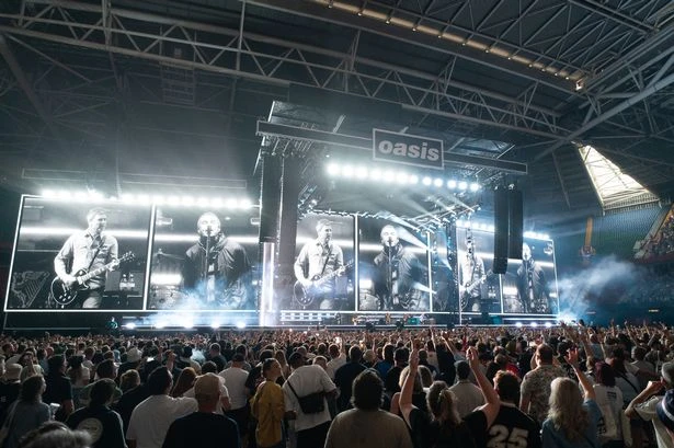 Oasis' latest gig 'ruined' after fans spot what their gig-goer is up to