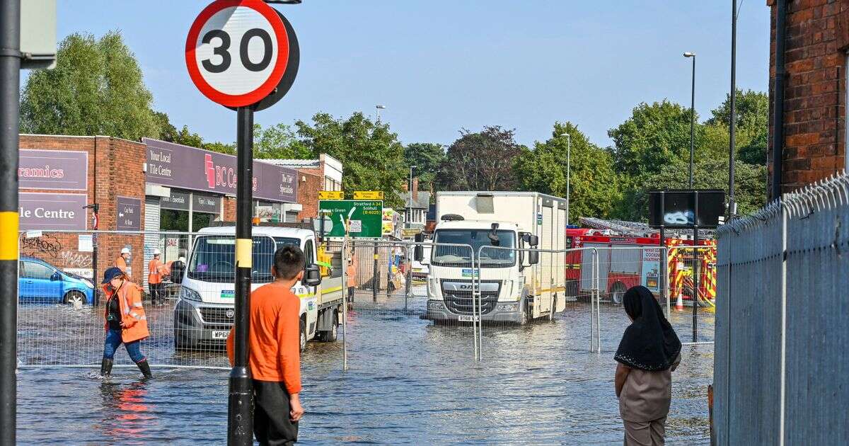 Roads turn into 'lakes' as chaos hits major UK city and hundreds of homes without water