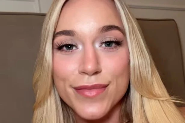 Elle Brooke leaps to Conor McGregor's defence over 'naked pic' as she says 'it's not small'