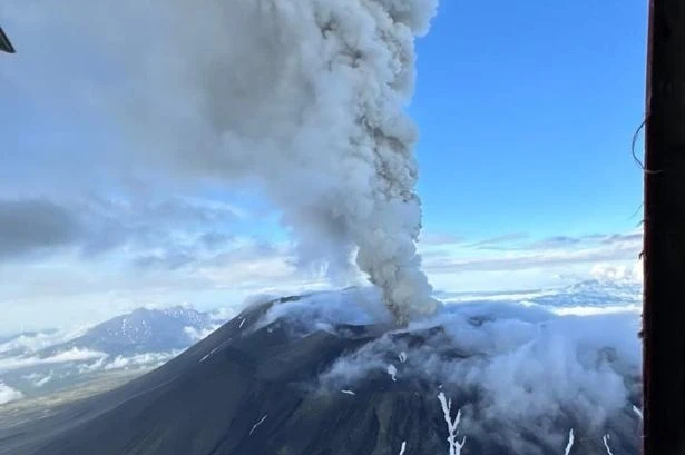 Six Russian volcanoes now erupting after string of earthquakes