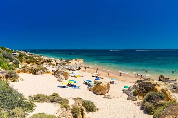 UK to bake again in a 400 mile-wide ‘subtropical sizzle’ hotter than the Algarve