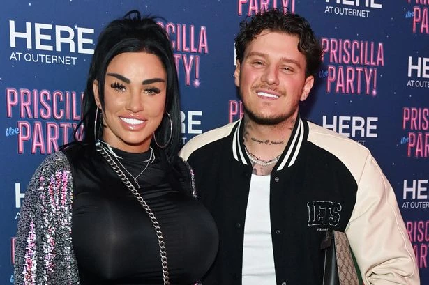 Katie Price sparks split rumours as MAFS boyfriend JJ Slater is wiped from Instagram