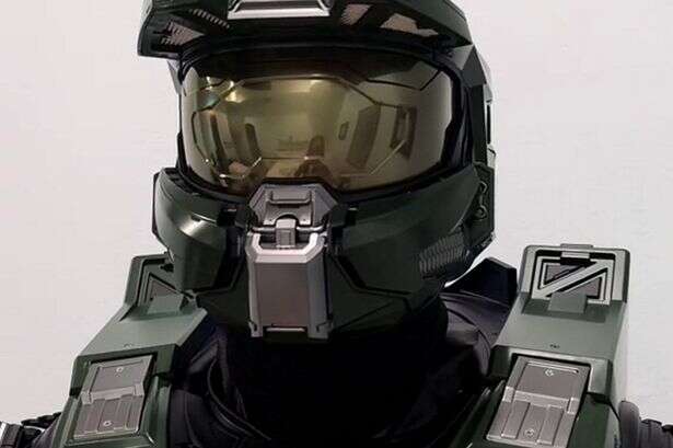 Halo superfan spends £7K on custom-made replica of the Master Chief body armour